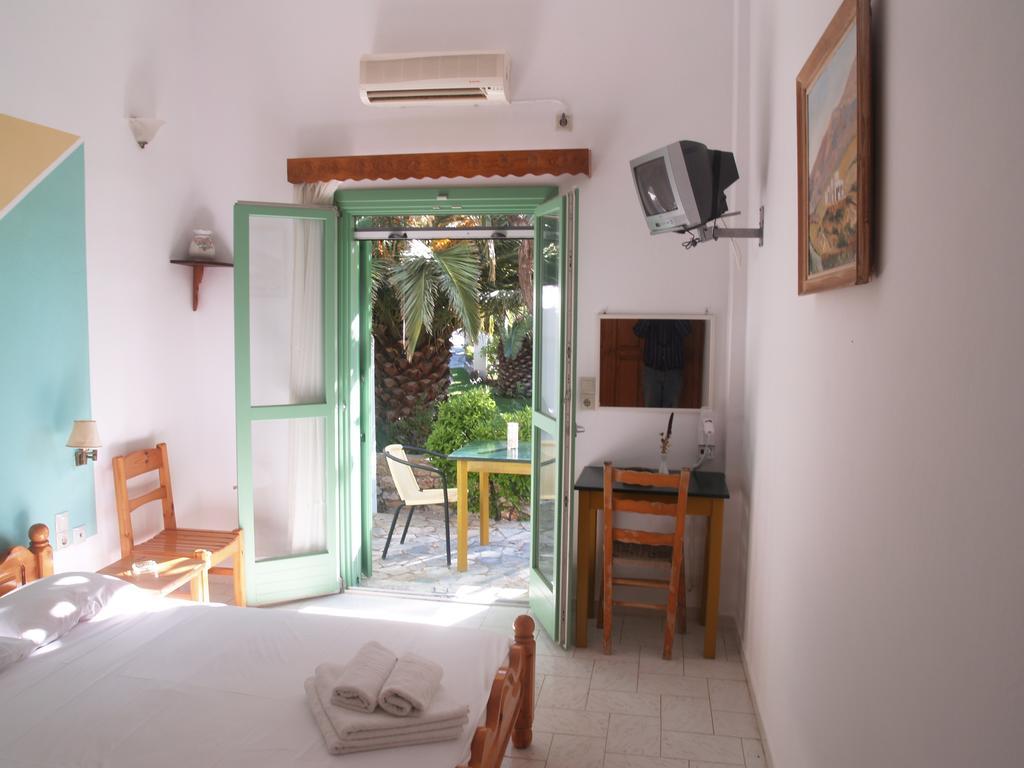 Pegasus Studios & Apartments Skyros Exteriör bild